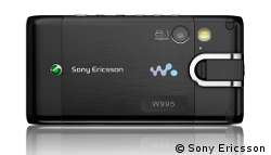 Das Handy mit dem B&uuml;gel: Der Stellrahmen auf der R&uuml;ckseite des W995 dient dazu, das Handy auf glatten Oberfl&auml;chen zu platzieren